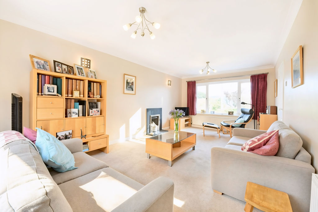 Sitting Room- click for photo gallery